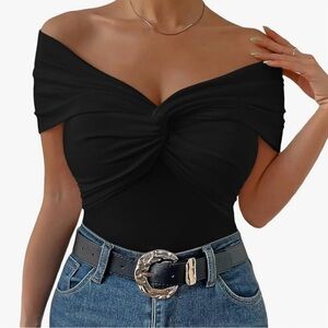Verdusa Twist Front Off Shoulder Short Sleeve Fitted Top